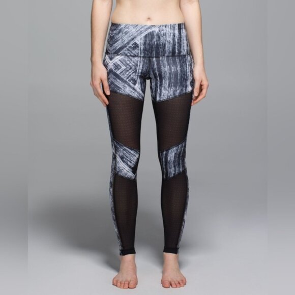 Lululemon Hot To Street Pant Leggings - Picture 1 of 9